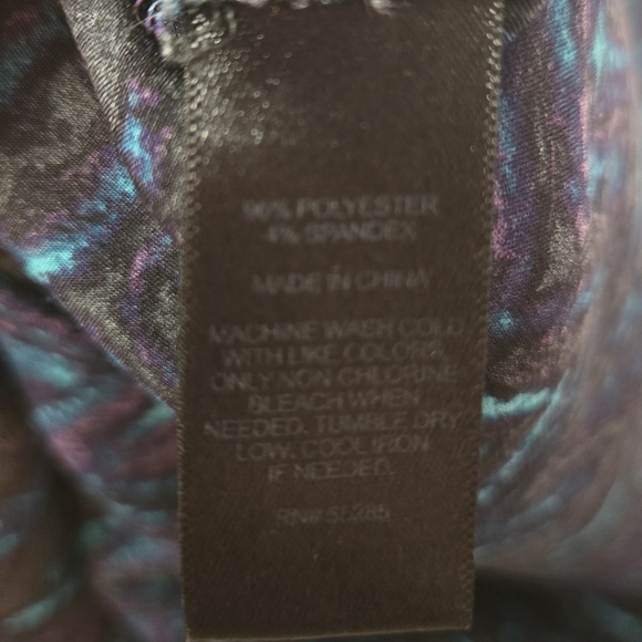 Express XS Women’s Chevron Print Short Sleeve Blouse Top - Picture 5 of 5